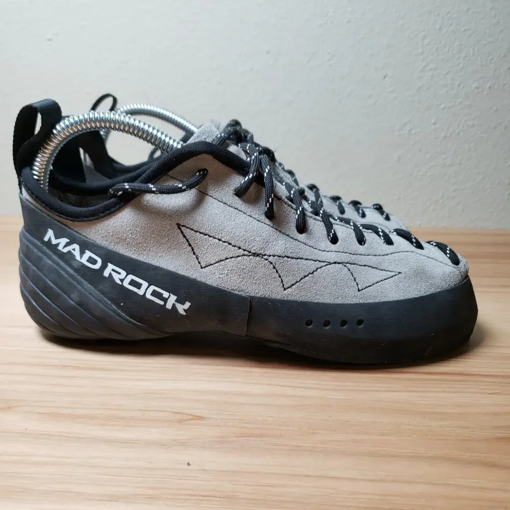 Mad Rock Men's Size 6.5 Phoenix Lace Climber Performance‎ Shoe Gray Black